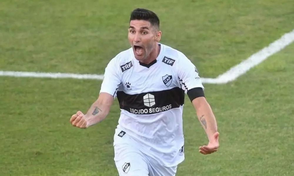 Jorge Pereyra Diaz joins ISL side Kerala Blasters on loan from Argentina first division club Platense.