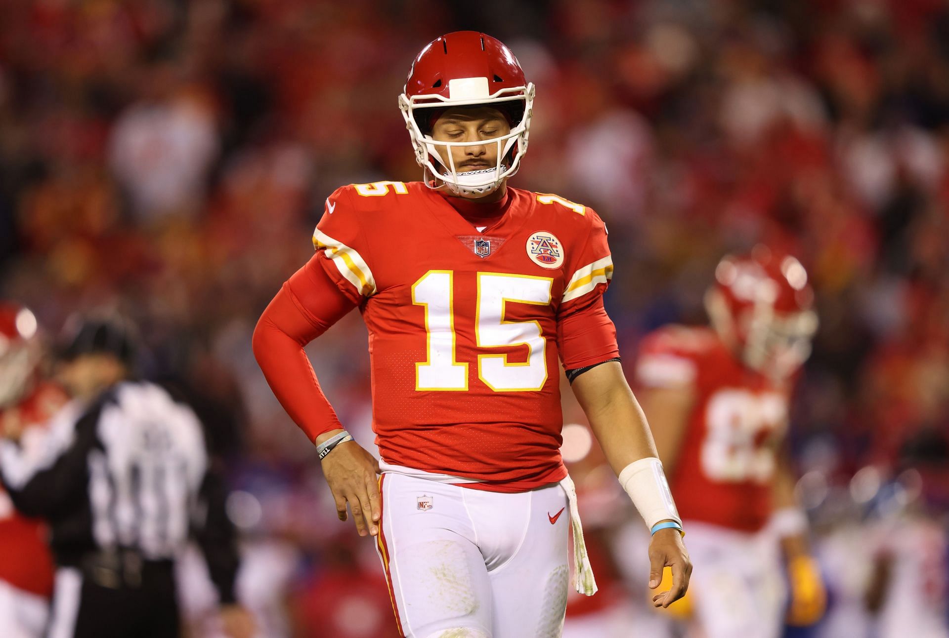 Patrick Mahomes reacts to a play during Monday&#039;s win over the Giants