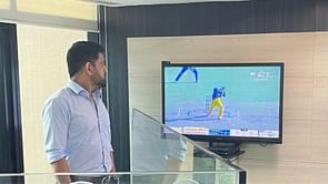MS Dhoni watches Shahrukh Khan win the Syed Mushtaq Ali Trophy for Tamil Nadu
