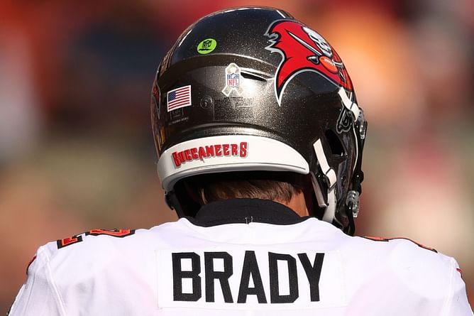 Tom Brady as New York Giant? How the Giants failed miserably on draft day