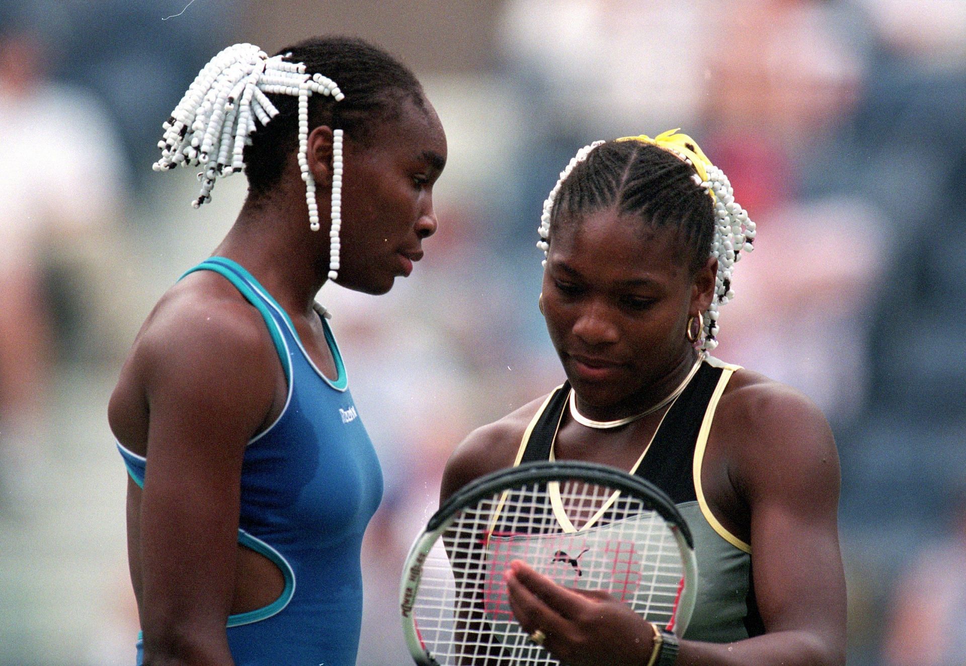 Venus Williams and Serena Williams at the 1999 US Open