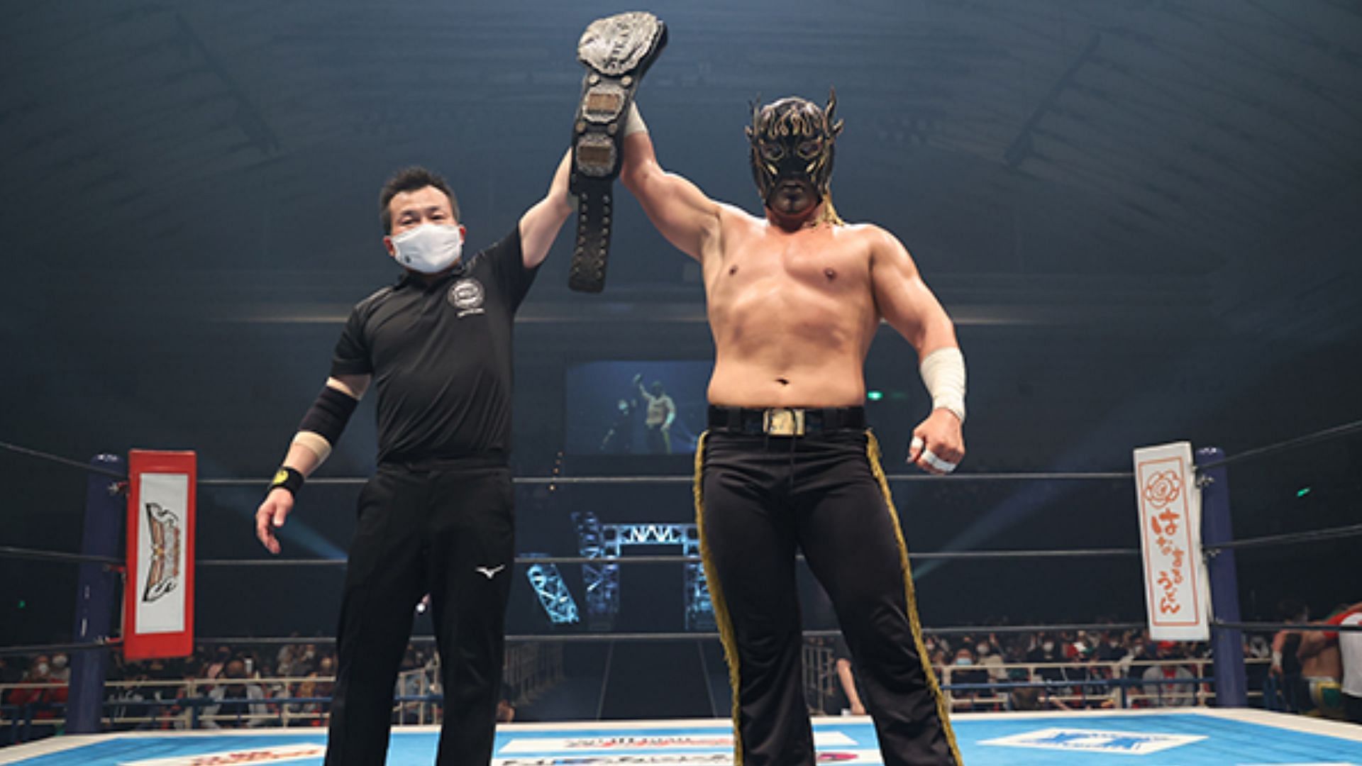 El Desperado twotime IWGP Jr. Heavyweight Champion by beating