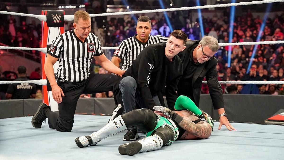 Dominik Mysterio rushed to the ring to tend to his father