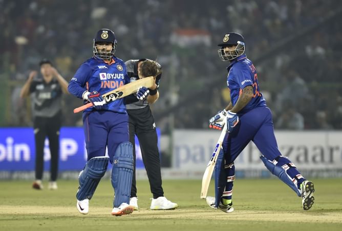 "The more matches Rishabh Pant finishes, the more confidence he will gain" - Robin Uthappa on Pant's unbeaten cameo in the first IND vs NZ 2021 T20I