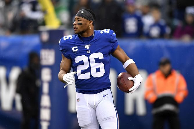 Is Saquon Barkley playing tonight vs Raiders in Week 9?