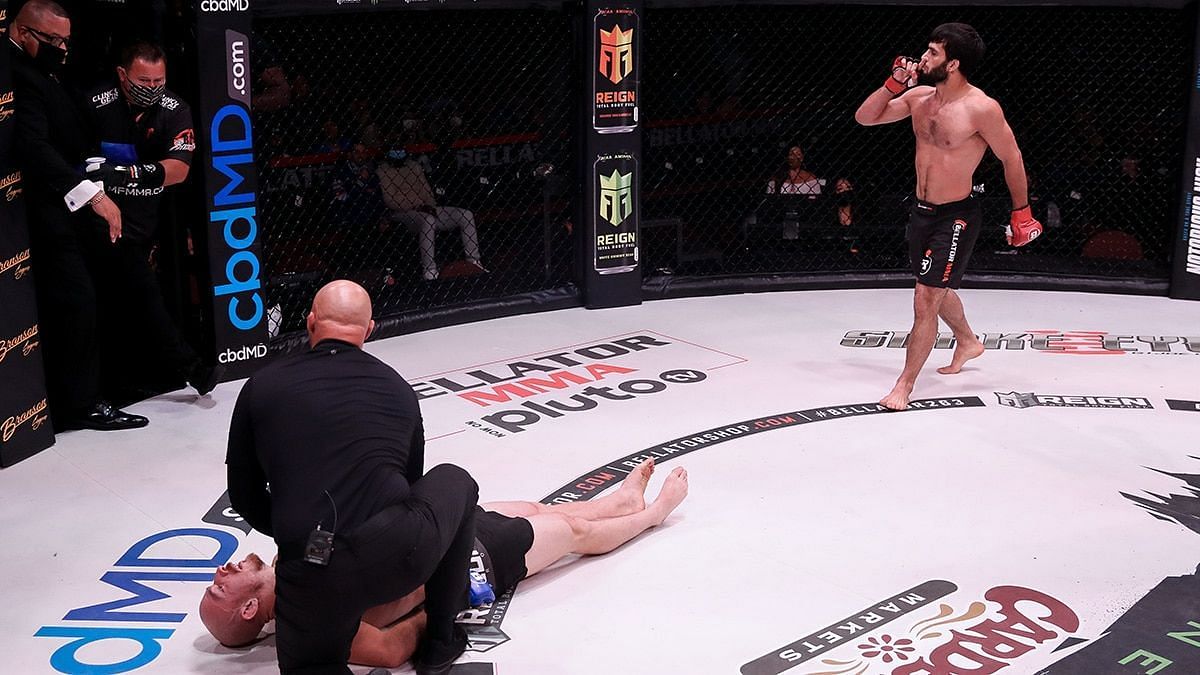Gadzhi Rabadanov knocks out Daniel Carey