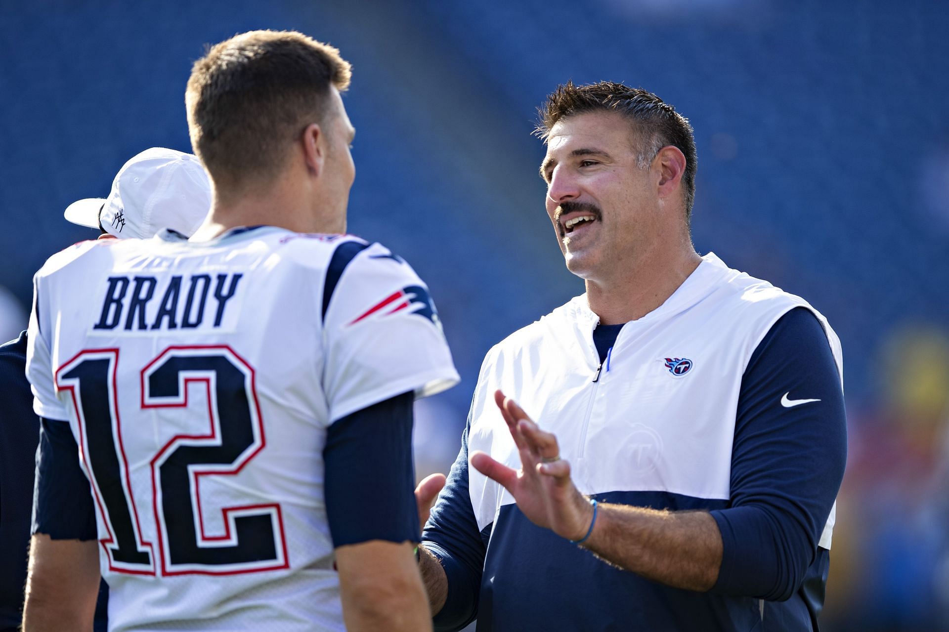 Tennessee Titans head coach Mike Vrabel in talks with former teammate Tom Brady