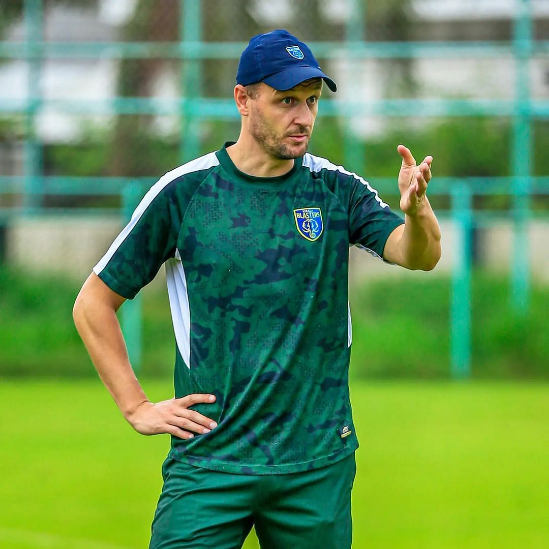 Kerala Blasters gaffer Ivan Vukomanovic during their pre-season (Image source: Kerala Blasters Instagram)