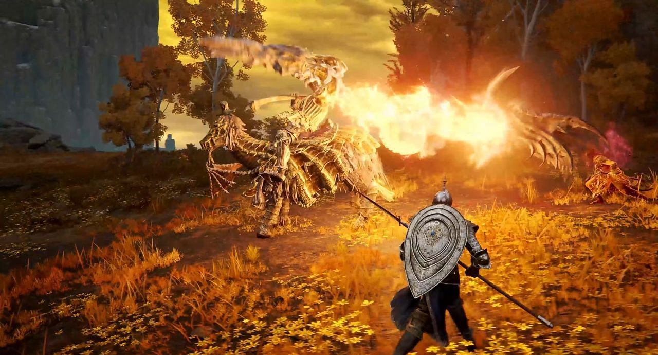 The player&#039;s aide channeling a dragon&#039;s aspect in Elden Ring (Image via Bandai Namco)