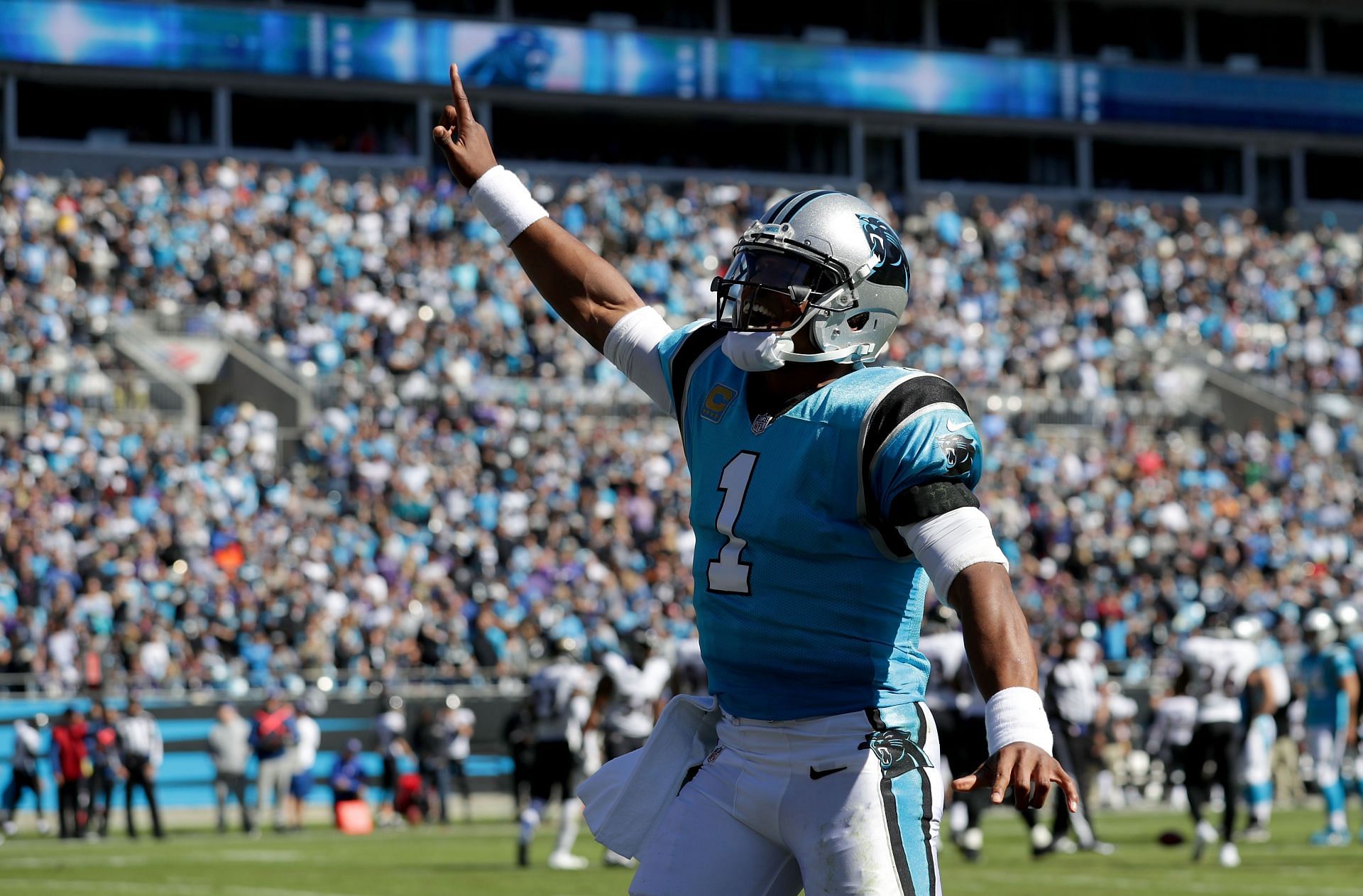 Cam Newton is back in the NFL: Panthers sign former MVP amid QB crisis -  The Boston Globe