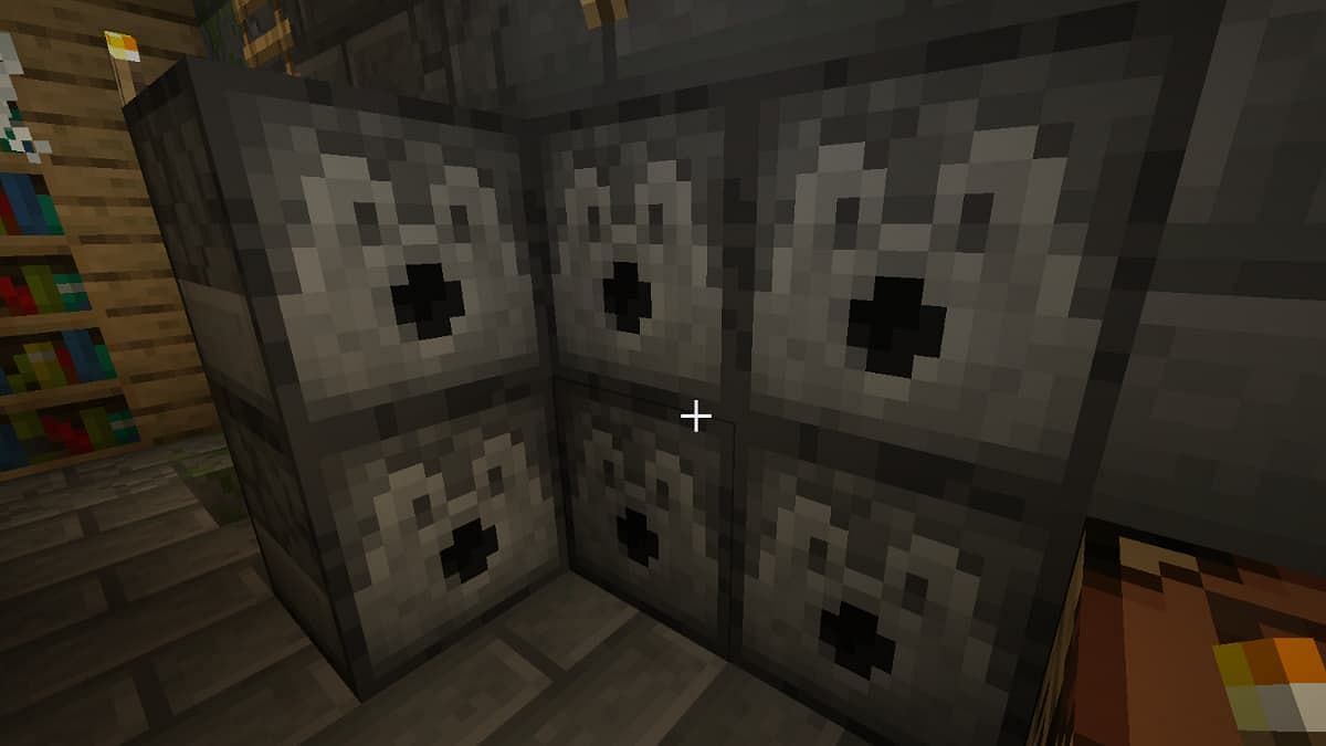 Dispensers can push out almost any item placed inside them. (Image via Minecraft)