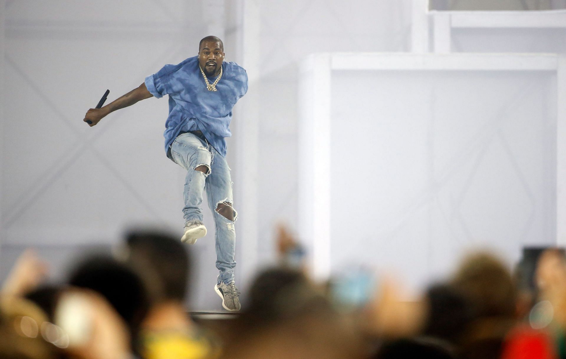 Kanye West preforms at the Toronto 2015 Pan Am Games (Photo by Ezra Shaw/Getty Images)