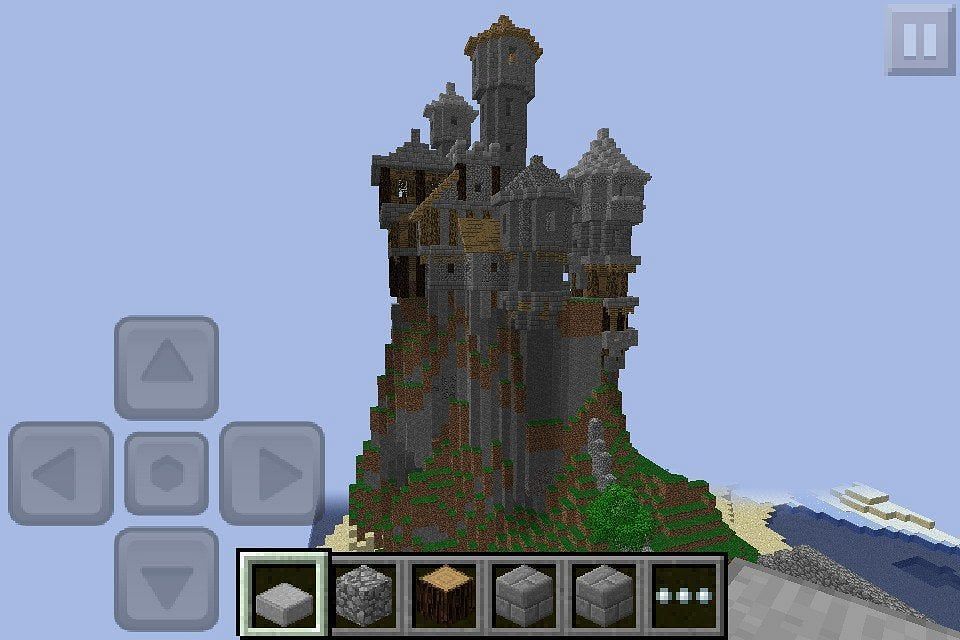Mountain fortress in Minecraft PE (Image via Reddti)
