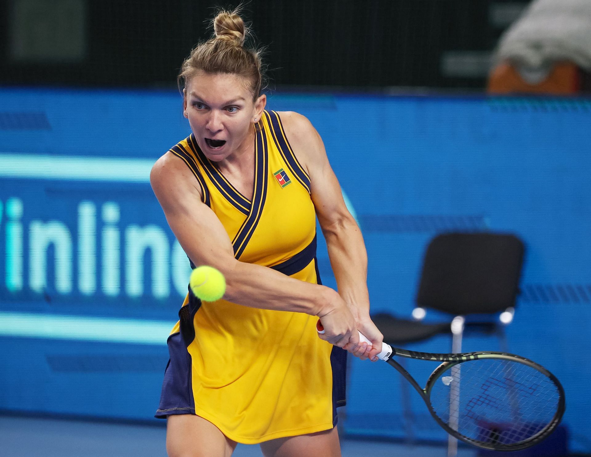 Simona Halep in action at the VTB Kremlin Cup