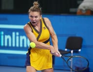 Simona Halep in action at the VTB Kremlin Cup