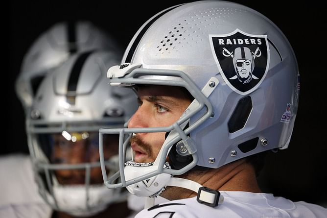 "Haven't reached out" - Derek Carr opens up about where he stands with Henry Ruggs III following accident