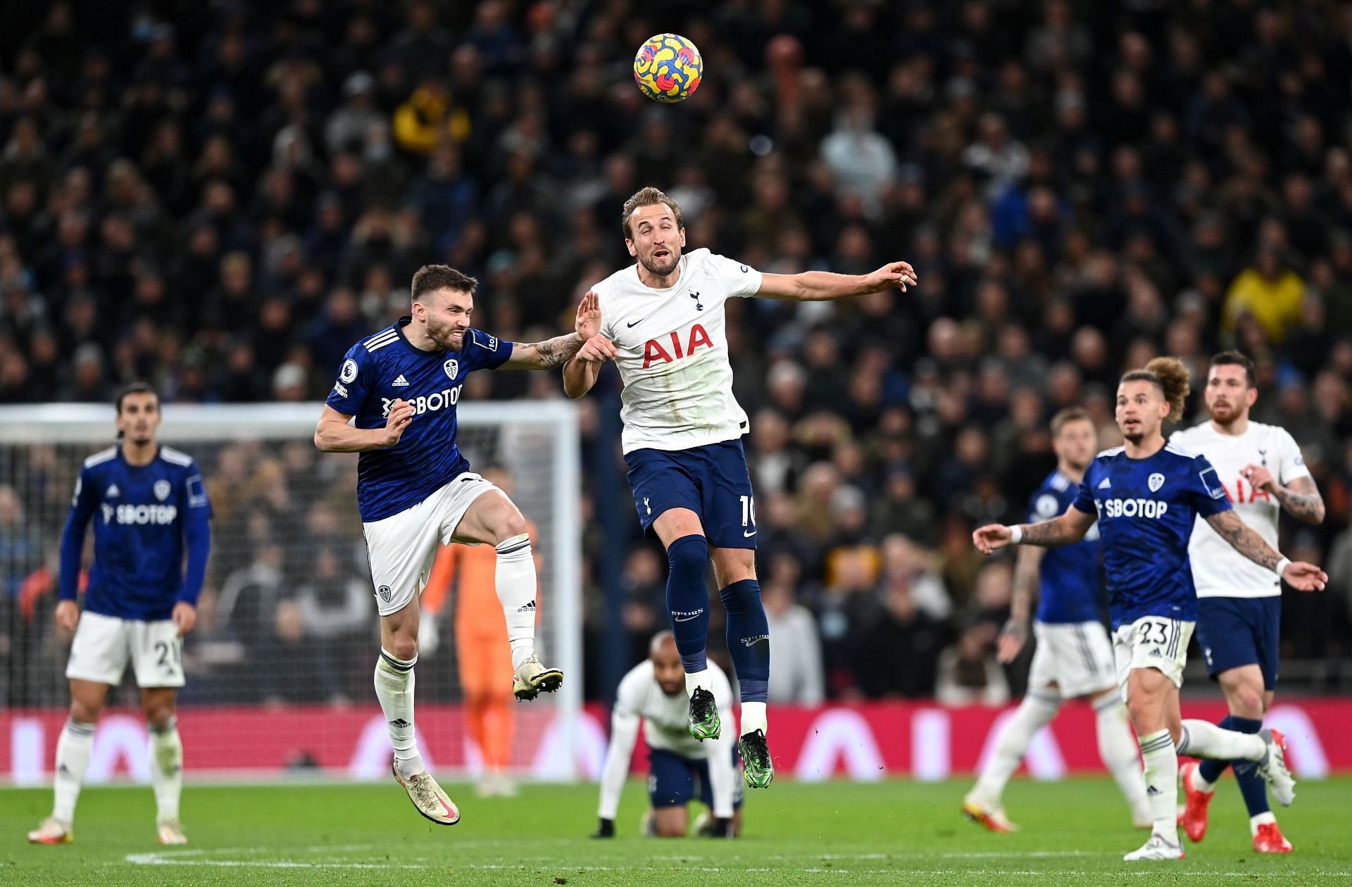 Tottenham Hotspur v Leeds United - Premier League