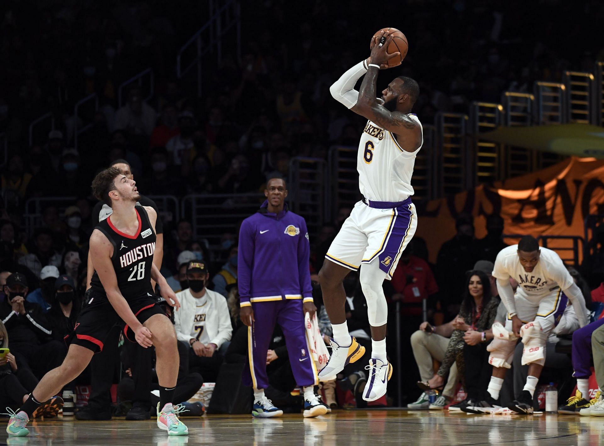 LA Lakers&#039; LeBron James shoots against the Houston Rockets