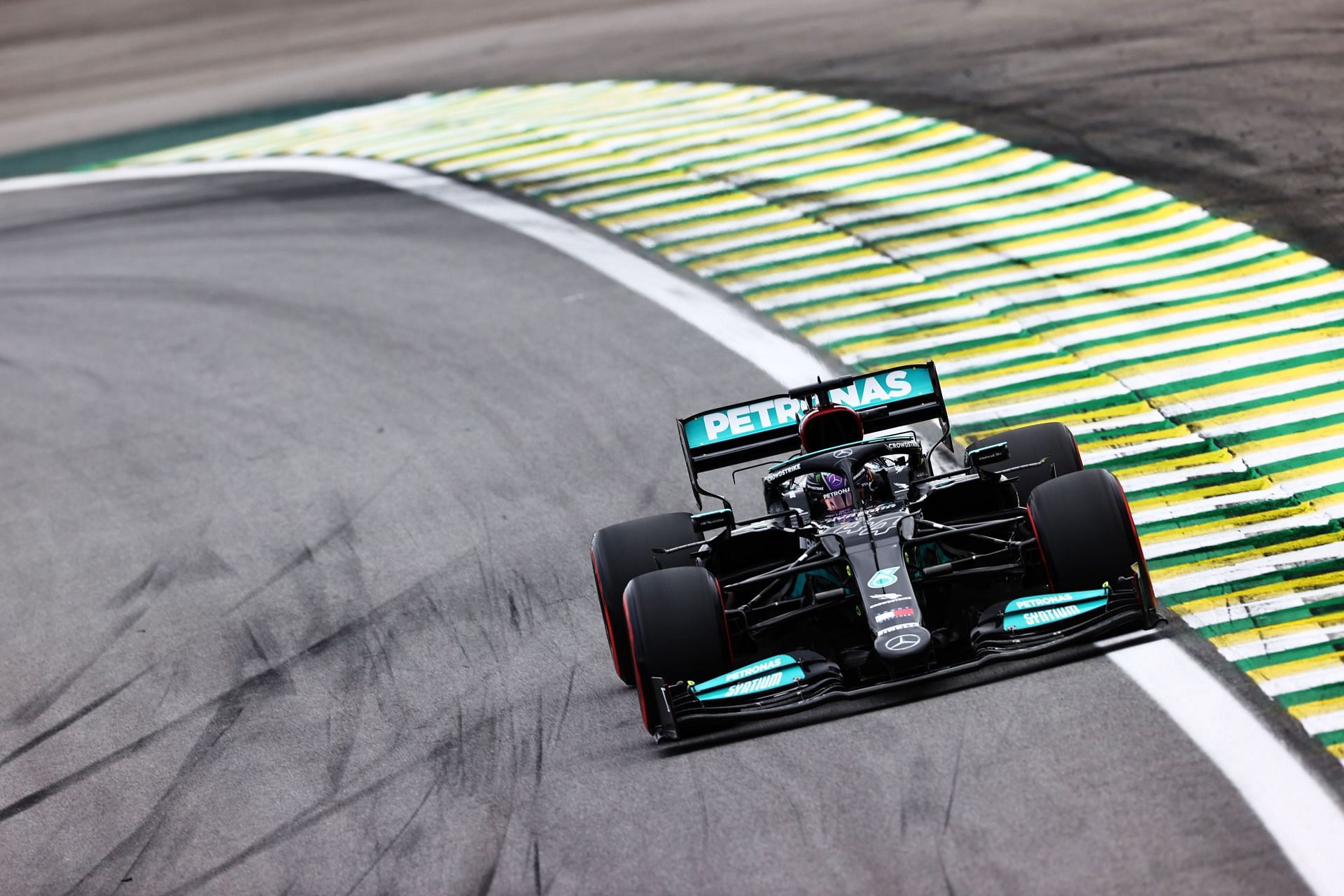 Lewis Hamilton during qualifying ahead of the 2021 Brazil Grand Prix. (Photo by Mark Thompson/Getty Images)