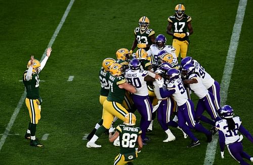 Minnesota Vikings v Green Bay Packers