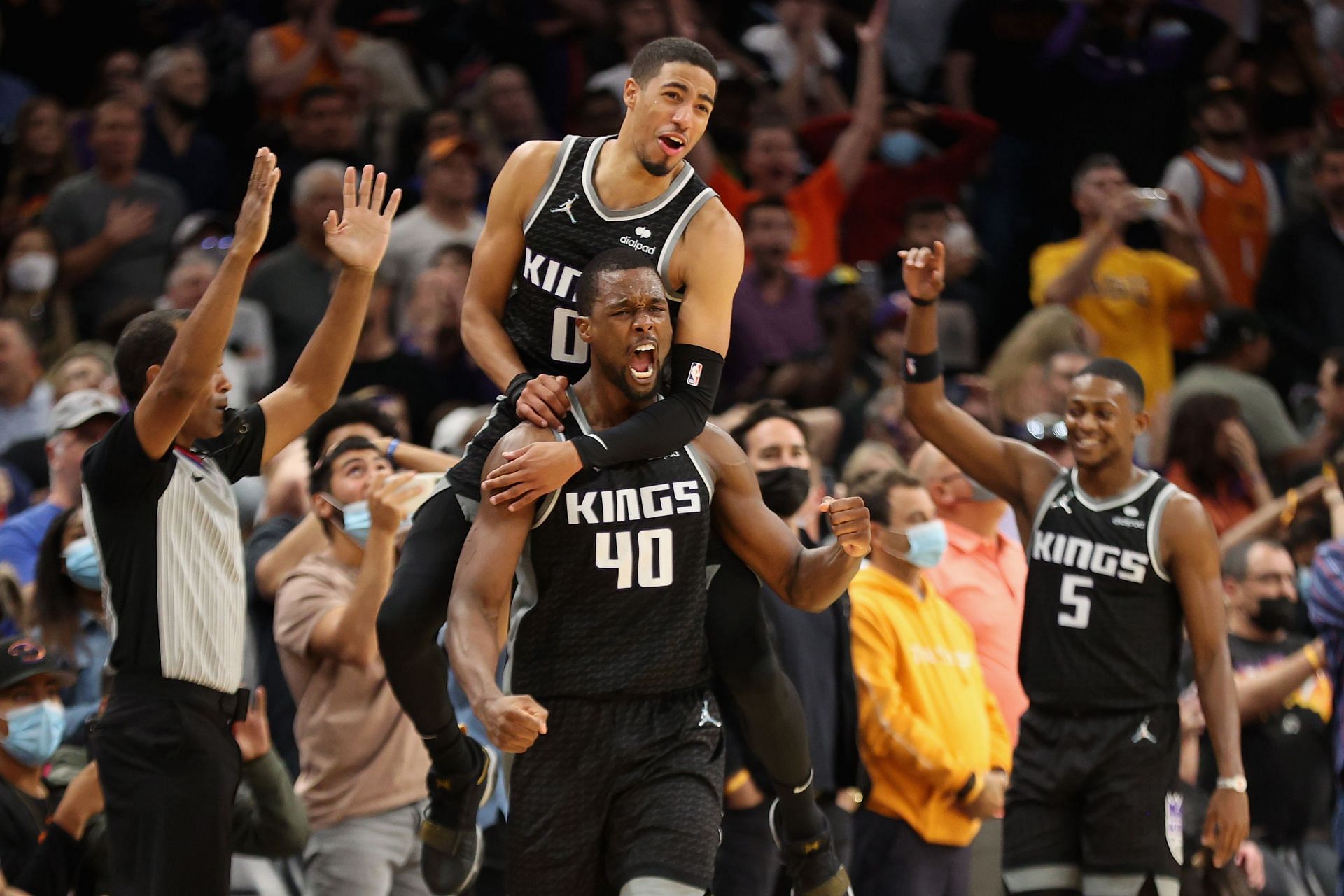 Sacramento Kings celebrate their win over the Phoenix Suns.