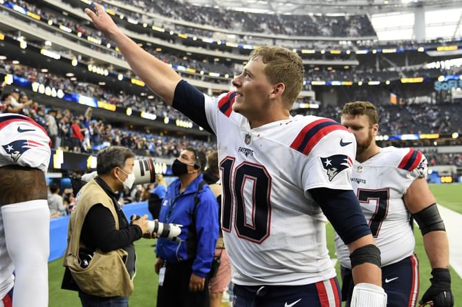 Is Mac Jones the best rookie QB the NFL has ever seen?