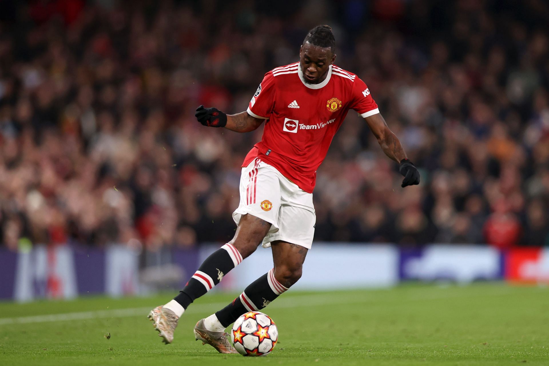 Aaron Wan-Bissaka in UCL action for Manchester United