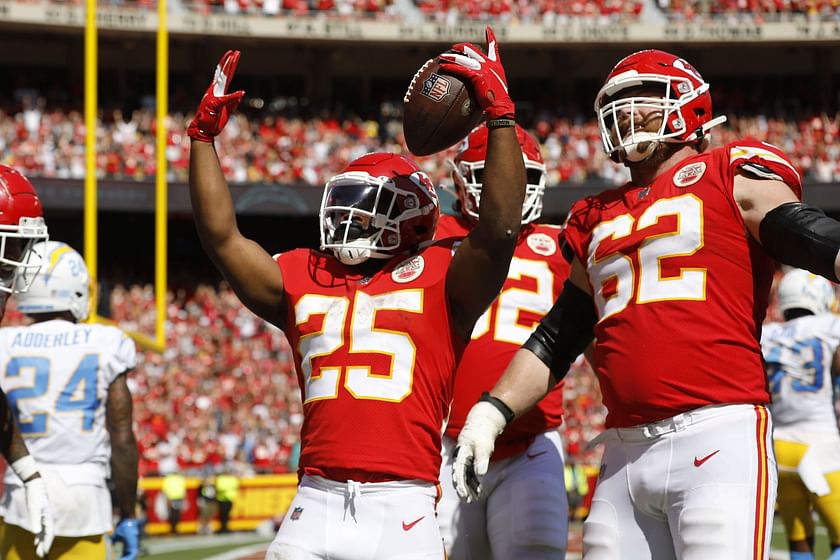 Edwards-Helaire's running gives Chiefs offensive balance