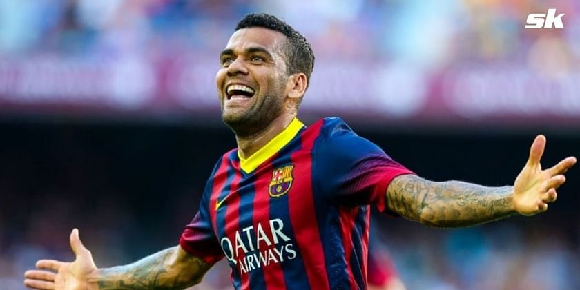 Dani Alves Takes Xavi's No. 6 as Barcelona Reveal New Shirt