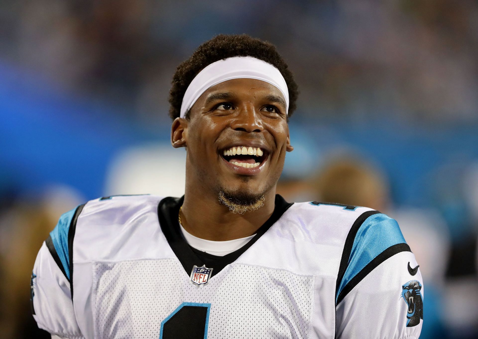 Newton smiles on the sidelines during a 2017 preseason game (Photo: Getty)