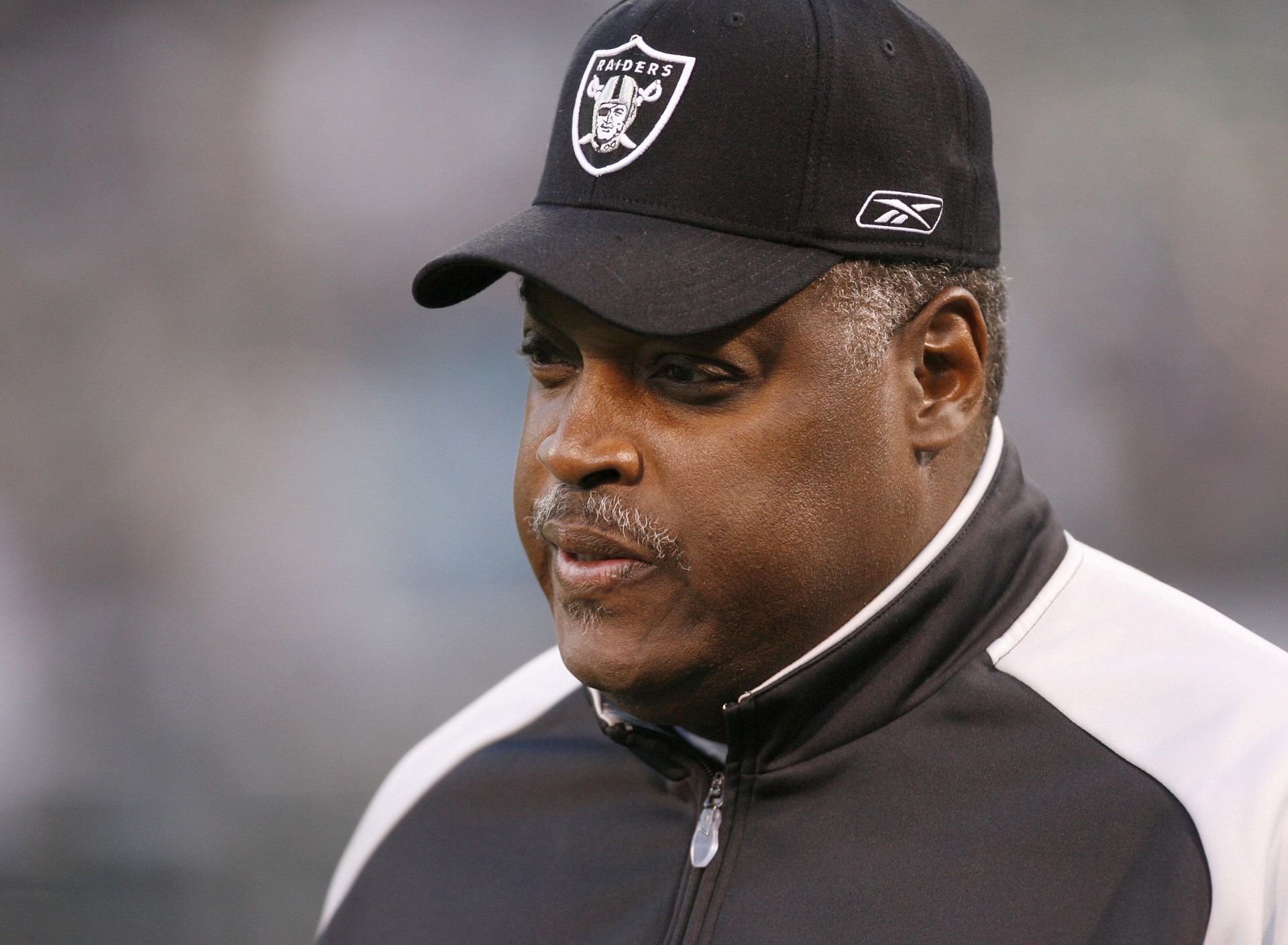 Oakland Raiders head coach Art Shell