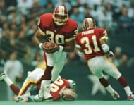 Brian Mitchell (30) rusn with the ball during Washington's upset win