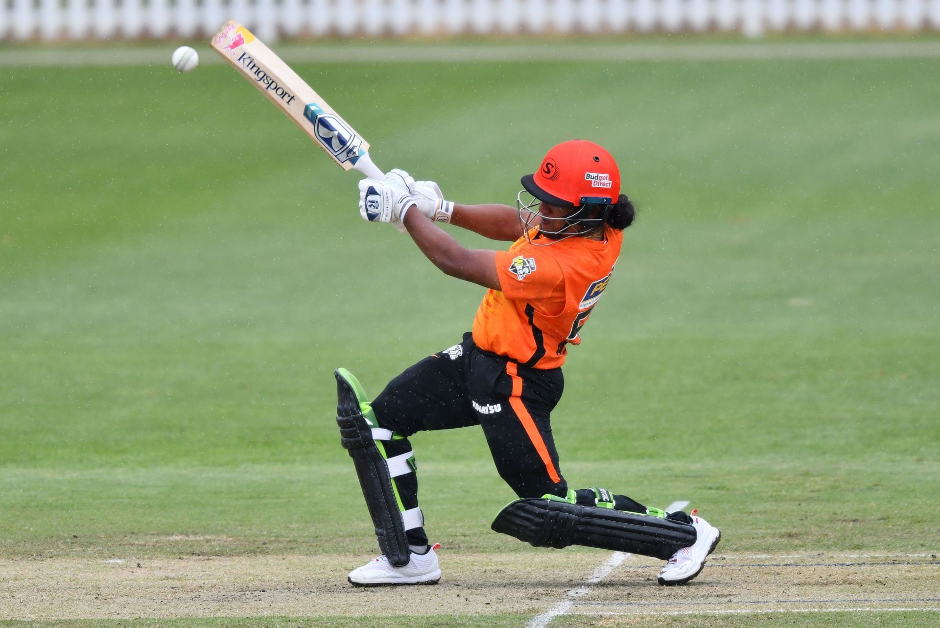 WBBL - Sydney Thunder v Perth Scorchers