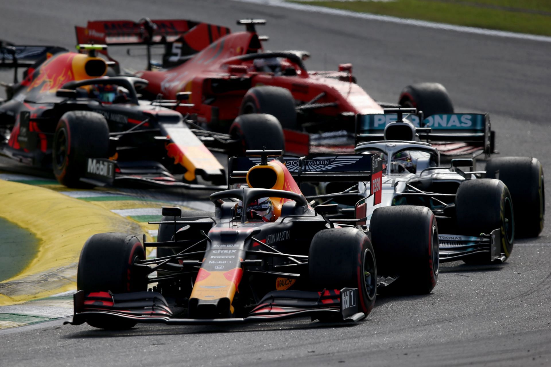 Max Verstappen leading the 2019 Brazil GP (Photo by Charles Coates/Getty Images)
