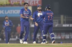 "They won India the match" - Aakash Chopra lauds R Ashwin and Axar Patel's spells in the 2nd IND vs NZ T20I
