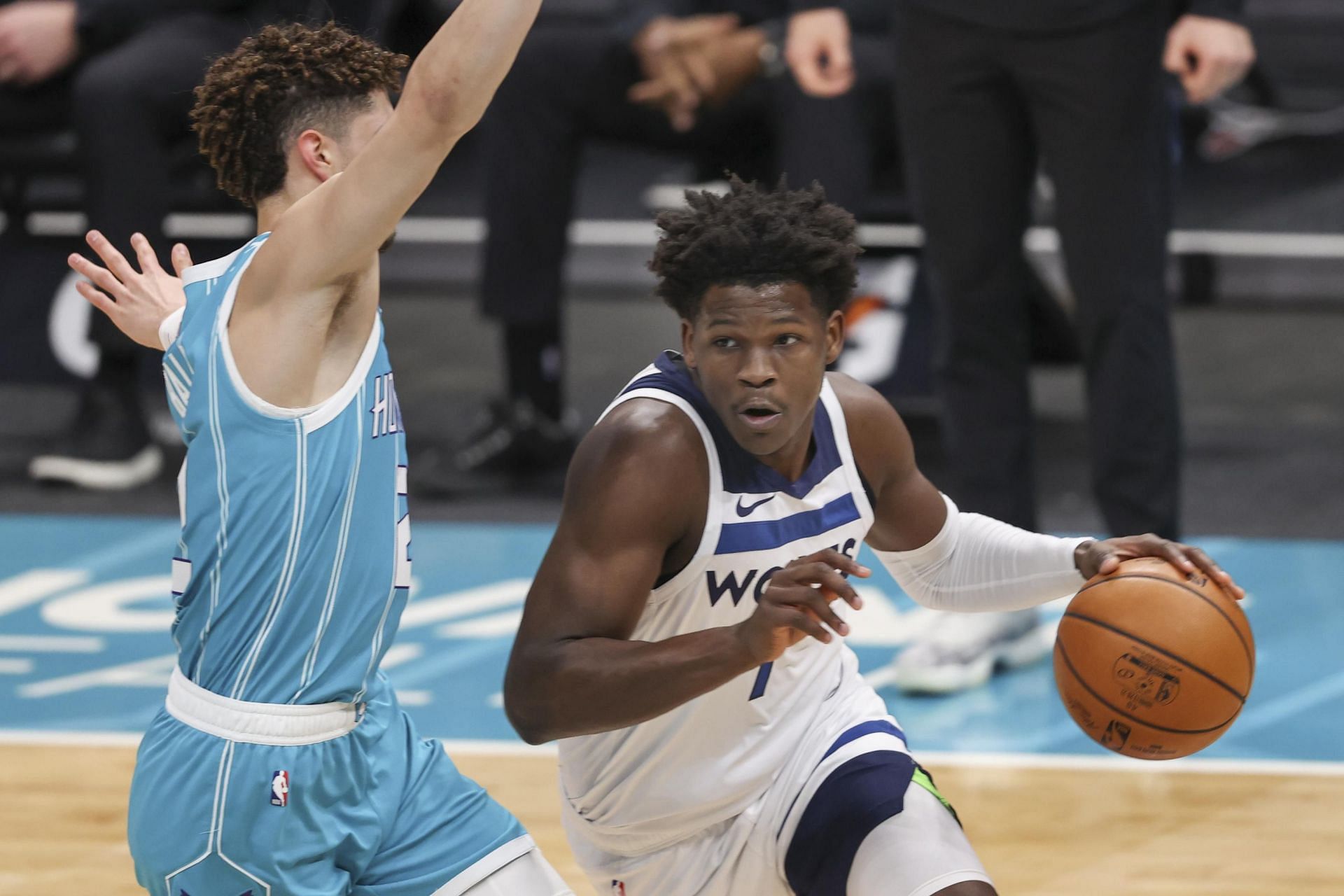 The best players in last year&#039;s NBA draft will lead their respective teams on Friday as the Minnesota Timberwolves visit the Charlotte Hornets. [Photo: Bleacher Report]