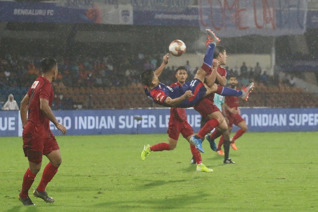 NorthEast United FC have only beaten Bengaluru FC on a single occassion (Image: ISL)