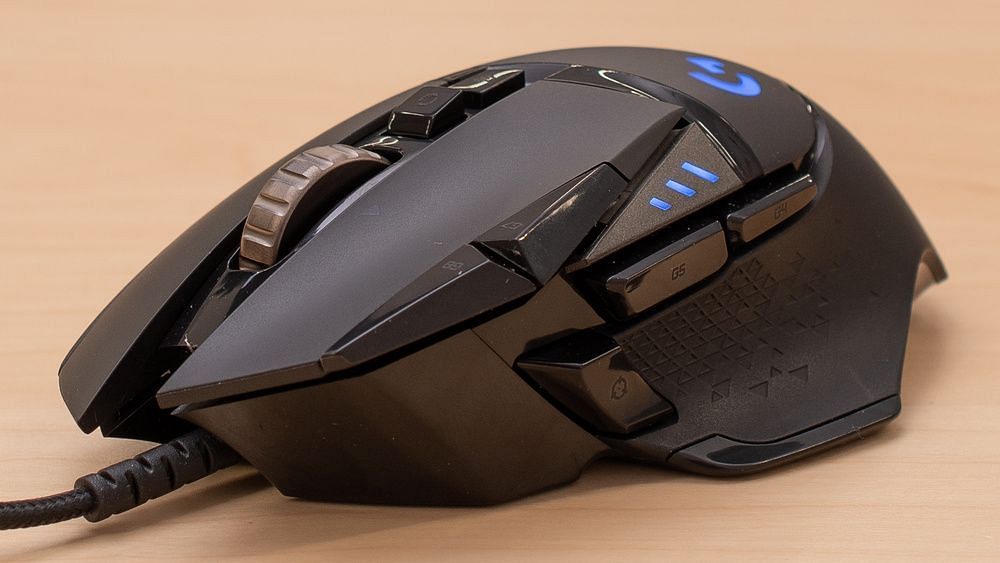 logitech g502 hero gaming mouse (Image via RTINGS)