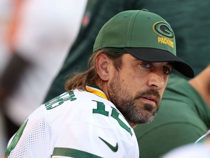 "Some people are haters. He's a grown man" - Aaron Rodgers' father proud of Packers QB's vaccine stance