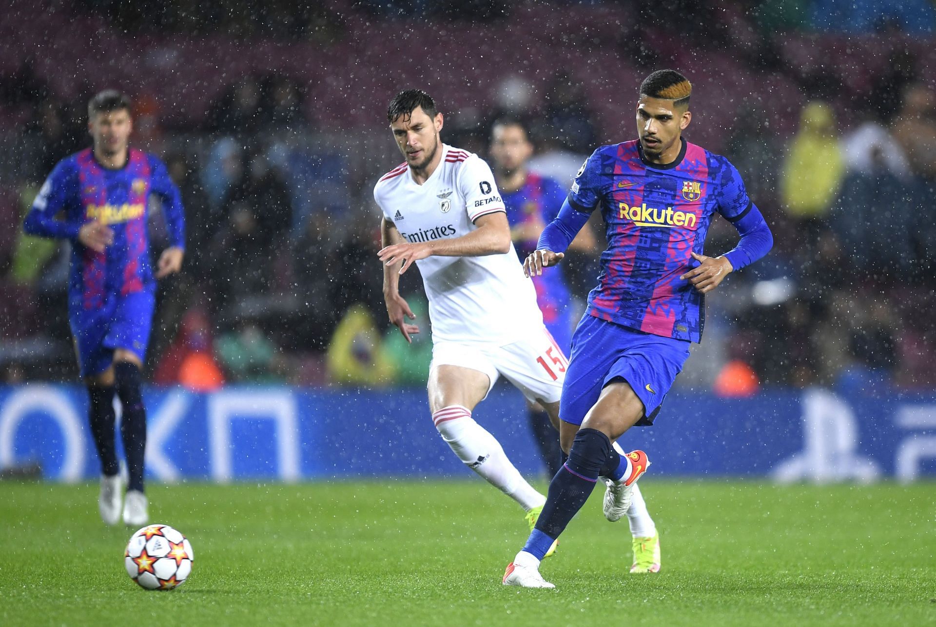 Barcelona and Benfica played out a goalless draw