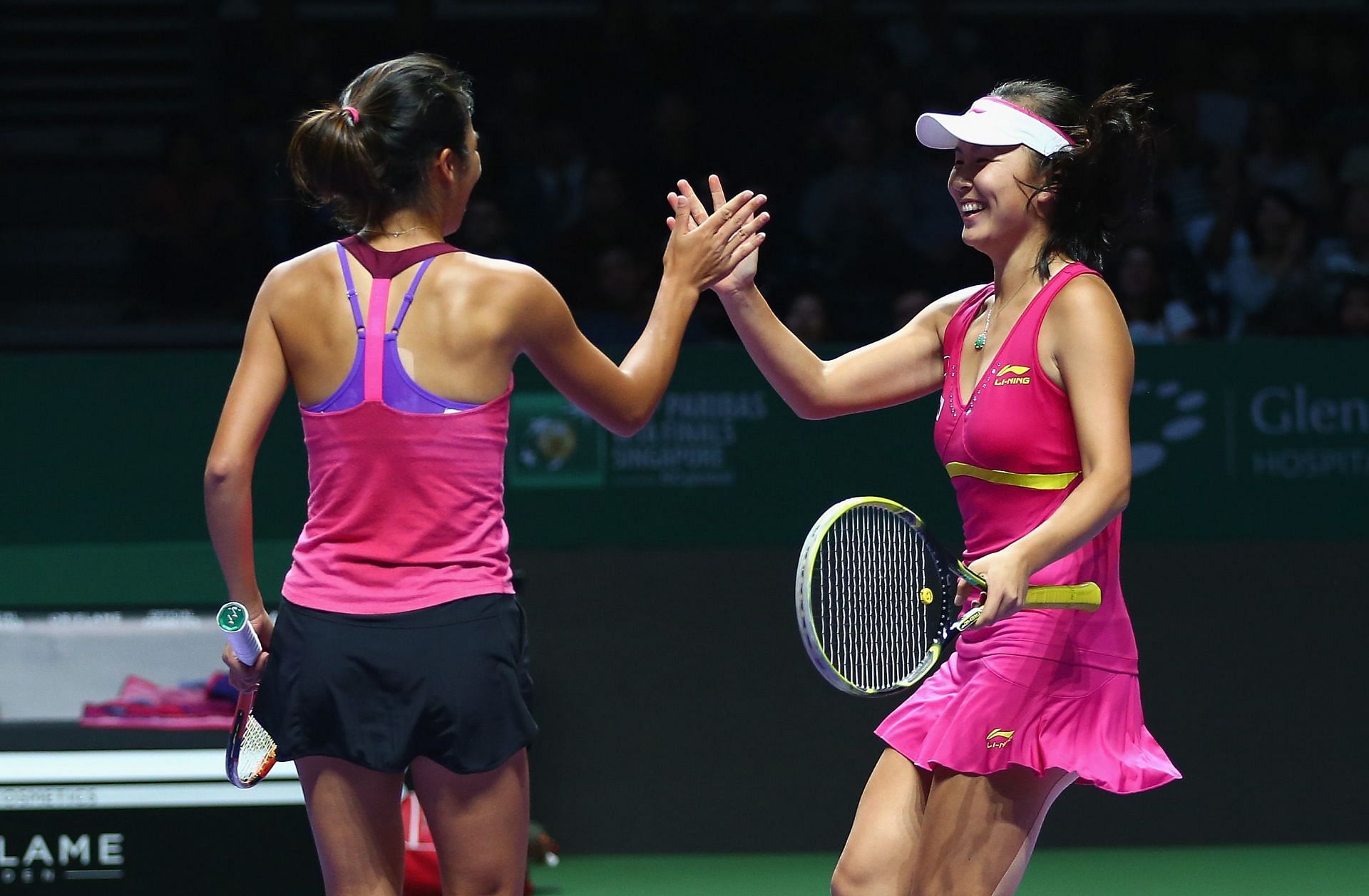 Peng Shuai (R) and Hsieh Su-wei at the 2014 WTA Finals,