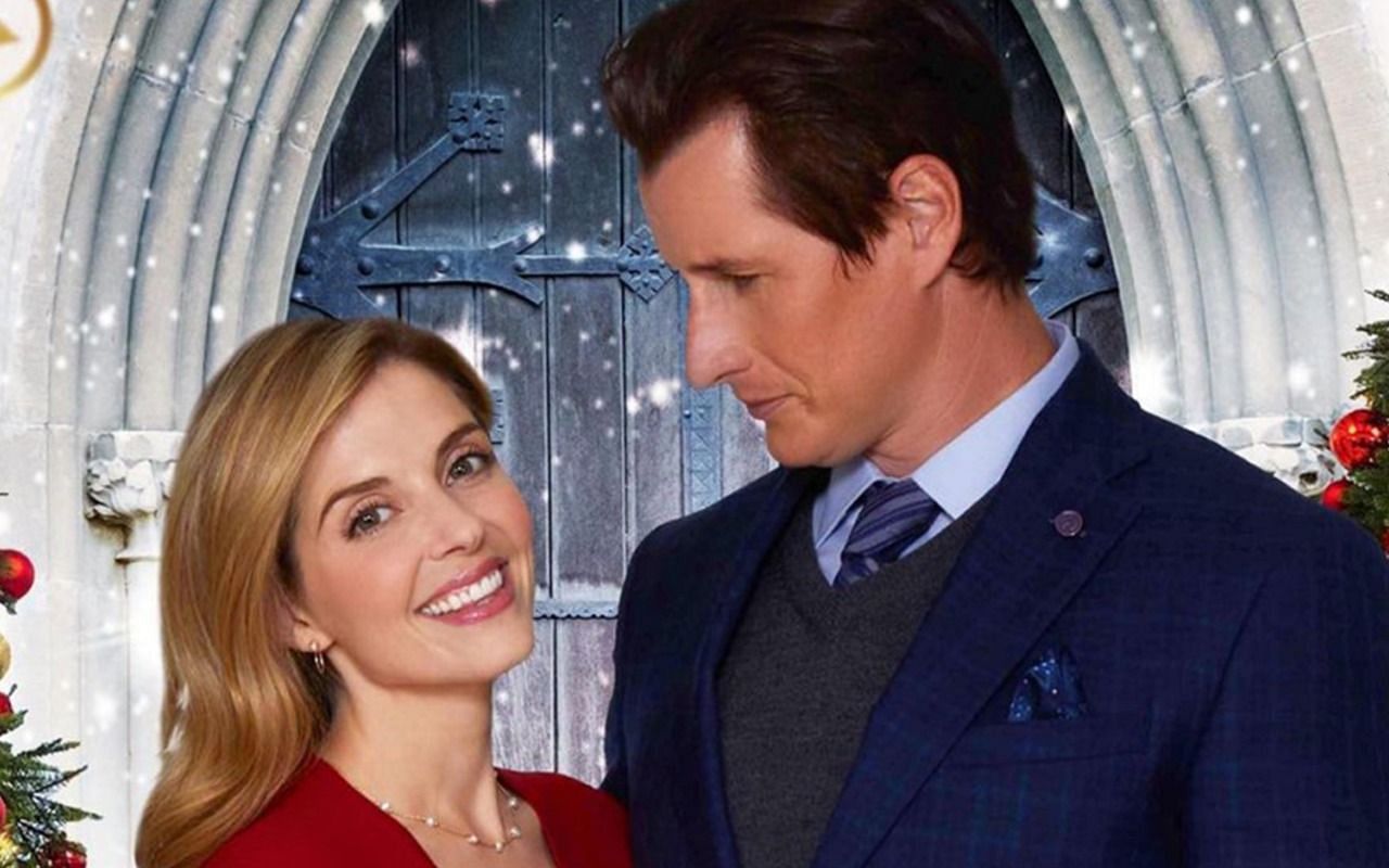 Royally Wrapped for Christmas stars Jen Lilley and Brendan Fehr (Image via GAC)