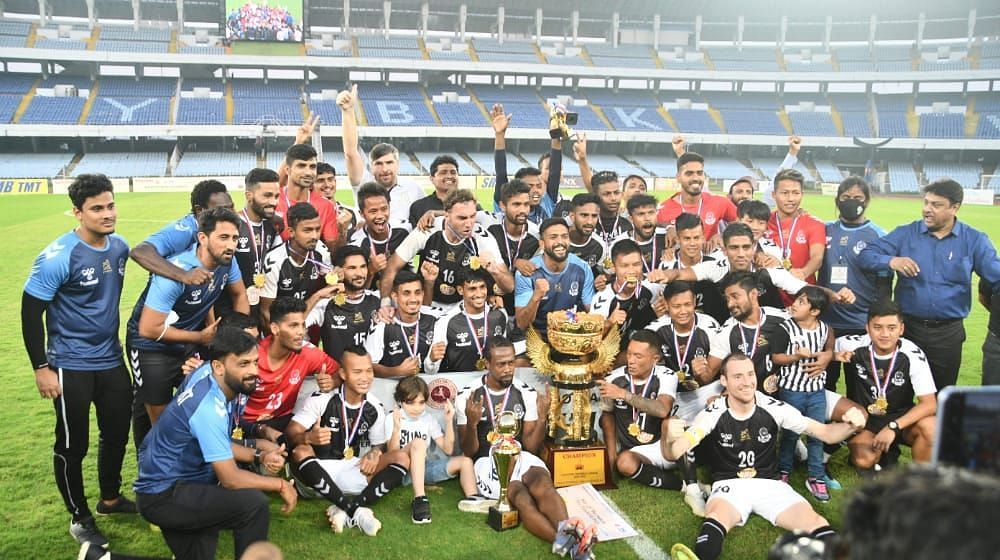 The victorious Mohammedan Sporting Club squad. (Image Courtesy: MSC)