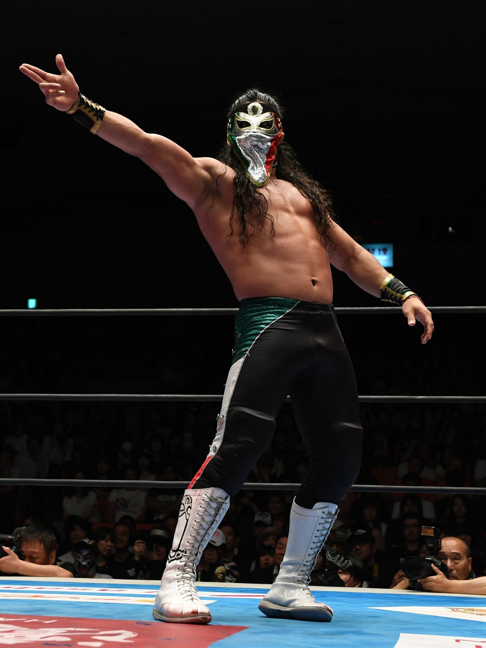 Bandido is a wrestler many fans have been hoping to see in AEW