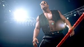 "All they did was turn their heads and how crazy the crowd went!" - Former WWE Champion recalls his favorite match of The Rock (Exclusive)