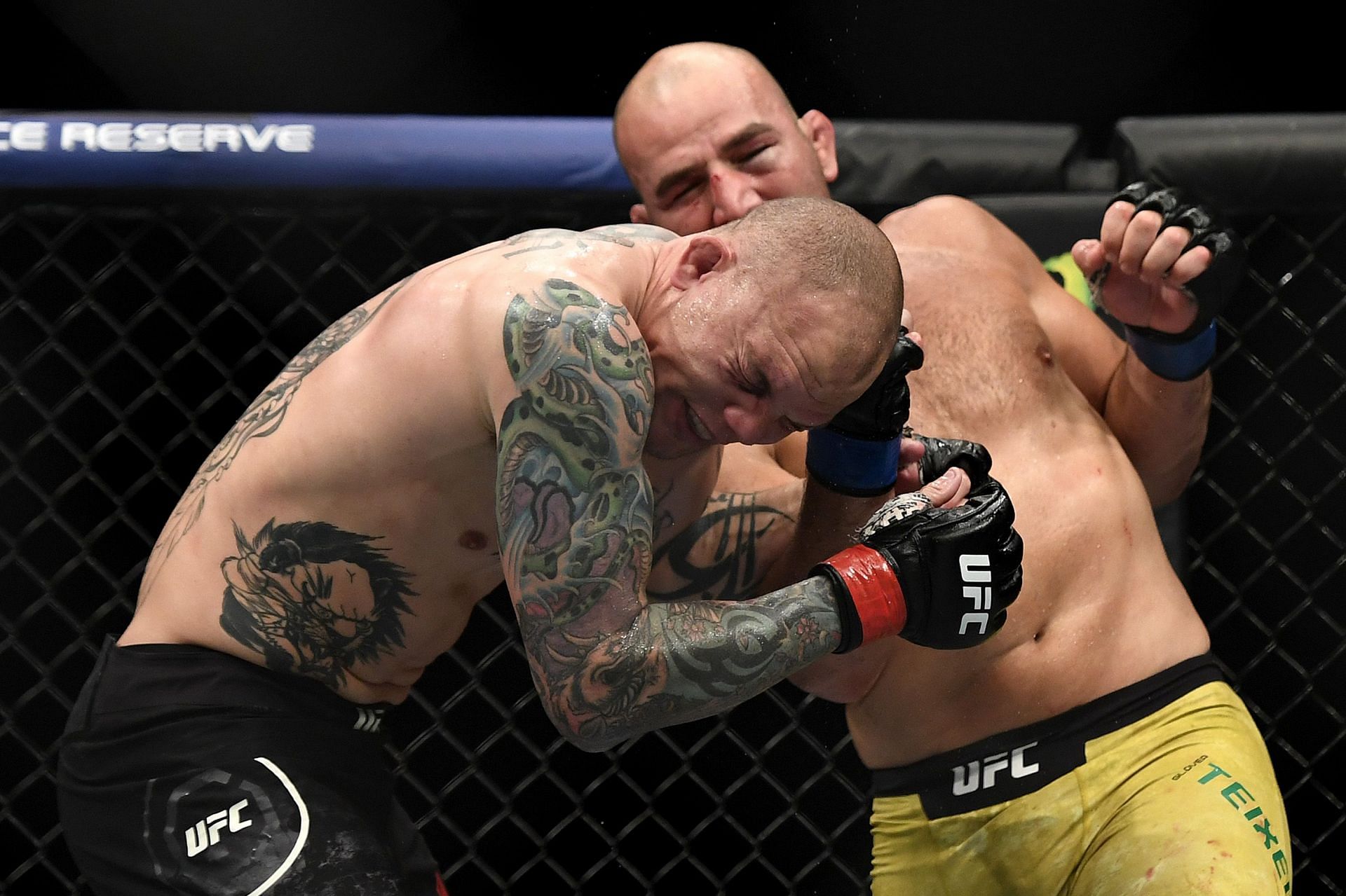 Anthony Smith suffered a severe beating from Glover Teixeira in 2020.