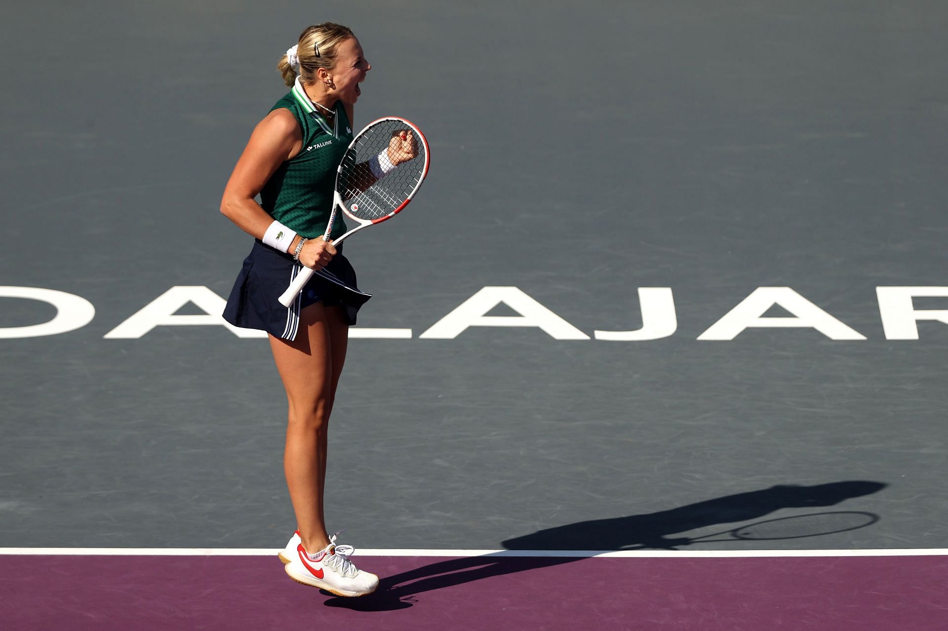 Anett Kontaveit is through to the semifinals of the 2021 WTA Finals.