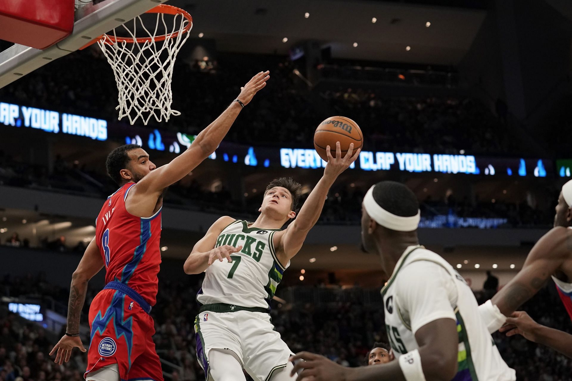 Detroit Pistons v Milwaukee Bucks