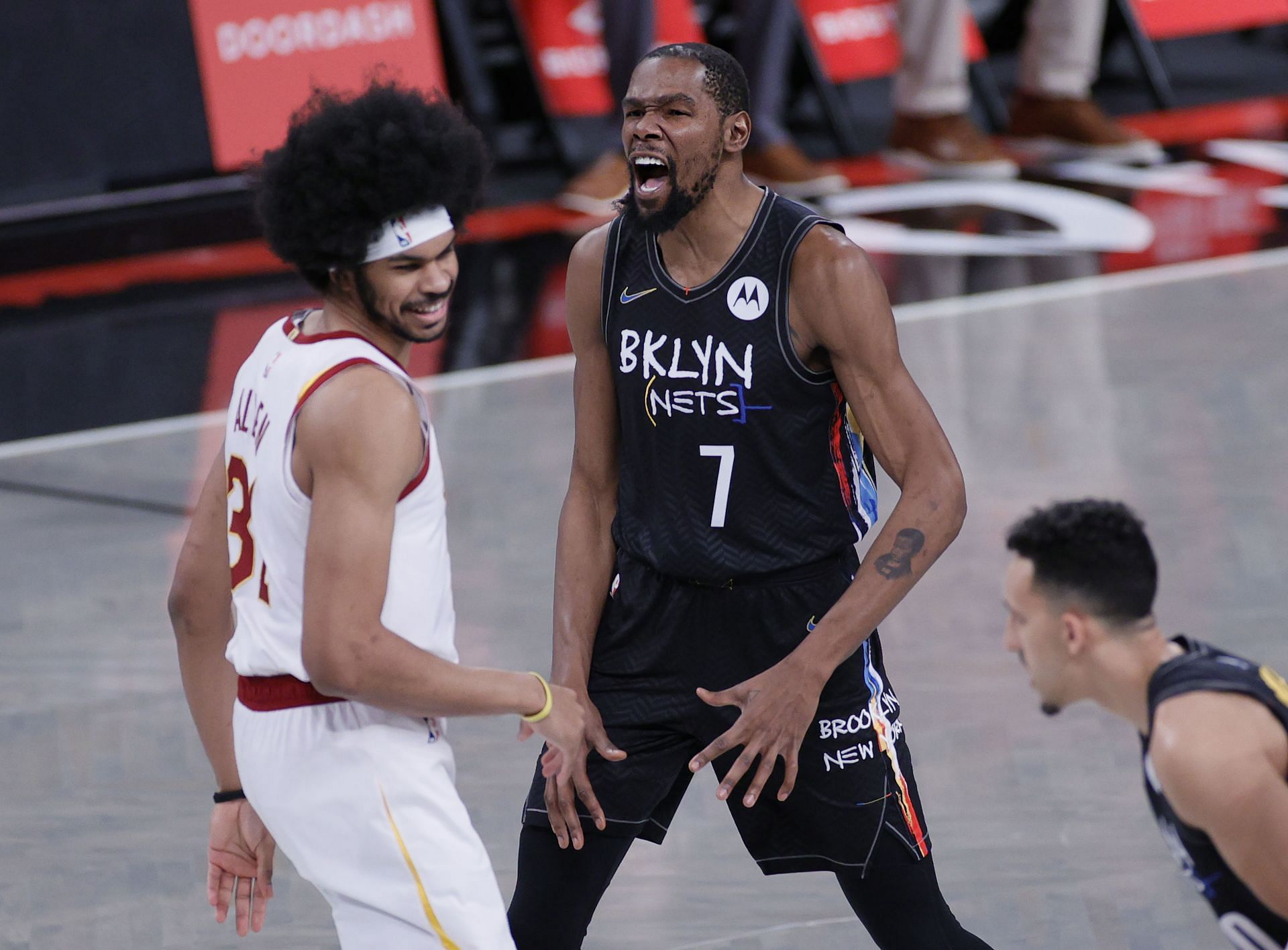 Jarrett Allen of the Cleveland Cavaliers and Kevin Durant of the Brooklyn NetsCleveland Cavaliers