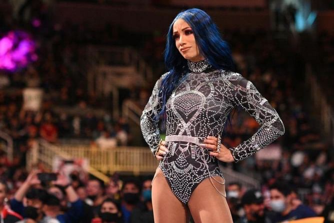 "They didn’t want us to train like the men"- Sasha Banks on training in 'Divas Era'